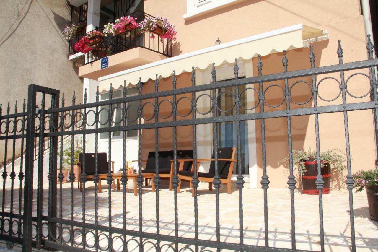 Apartment Bruno Šibenik Exterior foto